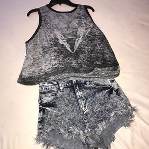 Graphic crop top